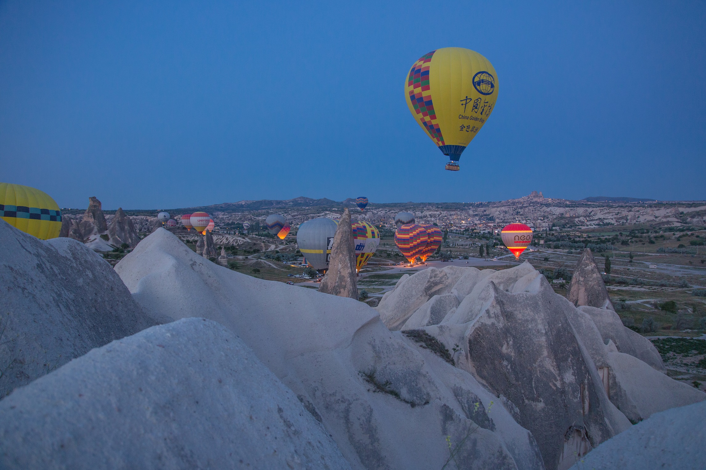 WHY CAPPADOCIA IS COUNTED AS ONE OF THE BEST PLACES TO DO HOT AIR BALLOONING IN THE WORLD?